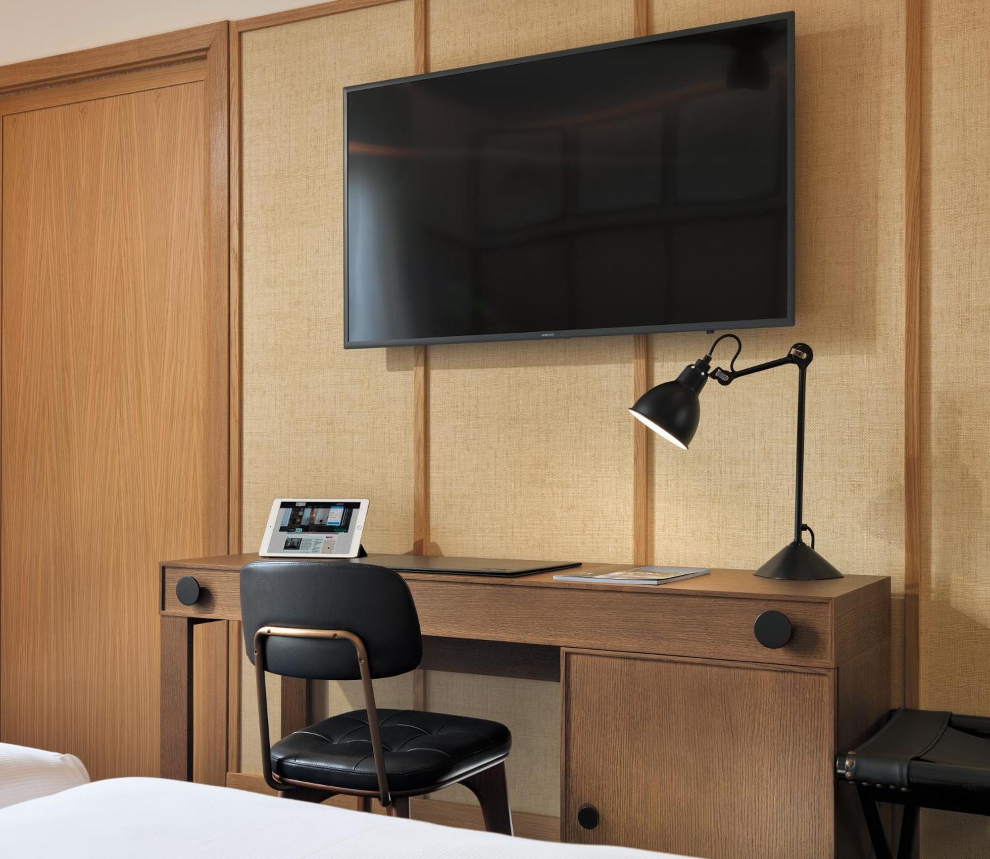 Hotel H10 Madison 4* Sup Barcelona Exterior foto