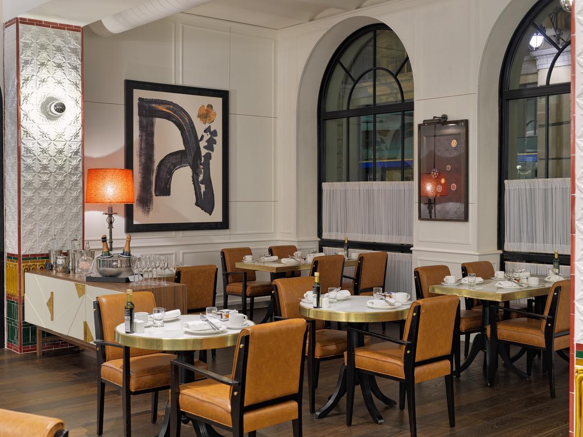 Hotel H10 Madison 4* Sup Barcelona Exterior foto