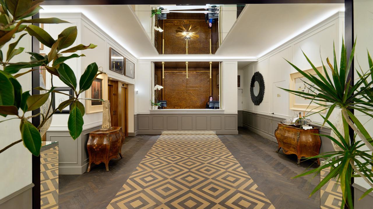 Hotel H10 Madison 4* Sup Barcelona Exterior foto